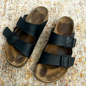 Black Birkenstocks-Arizona size 38